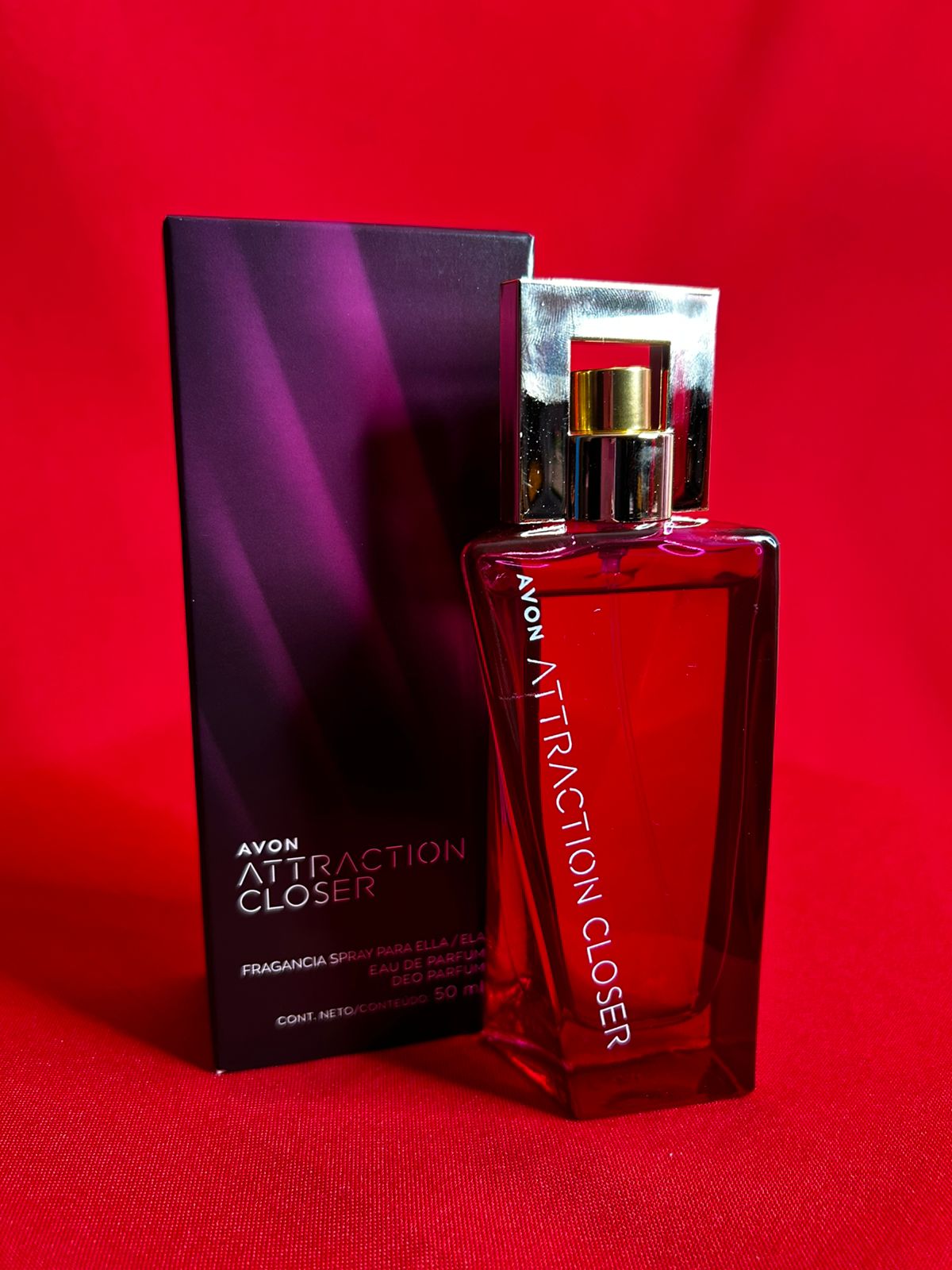 Perfume en Mujer Attraction Closer for Her Cont. 50 ml